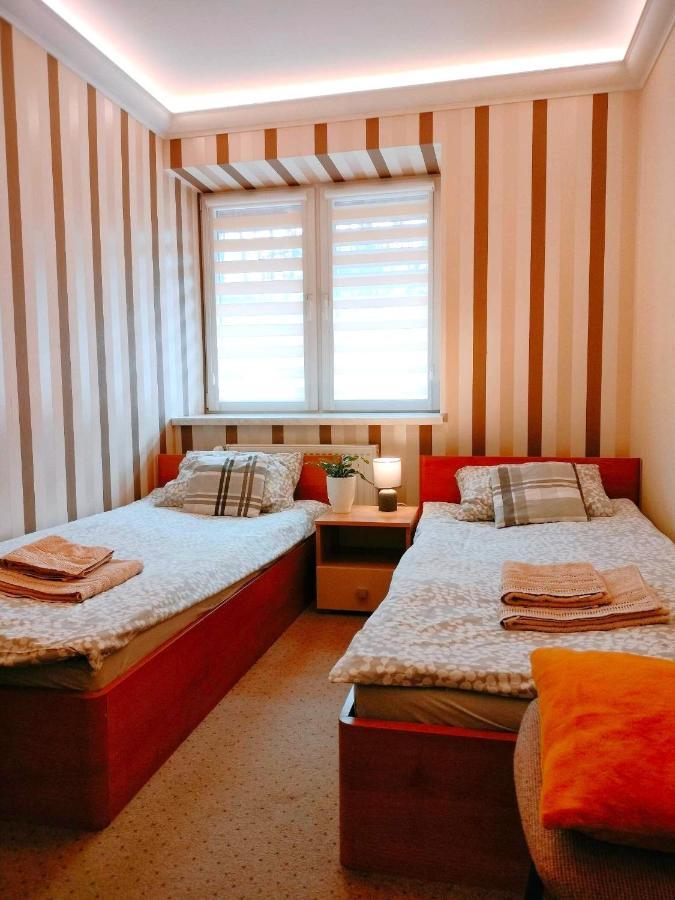 Gosciniec Nad Sawa Bed & Breakfast Handzlowka Exterior foto